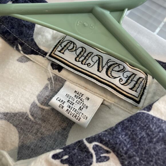 Vintage 90s Punch Women's‎ Moose Bear Print Button Up Shirt Size M Wilderness - Picture 5 of 12